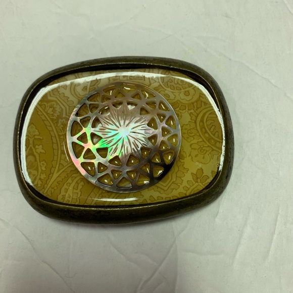 Women’s Allison Daniel Designs Belt Buckle YellowTan - Picture 1 of 2